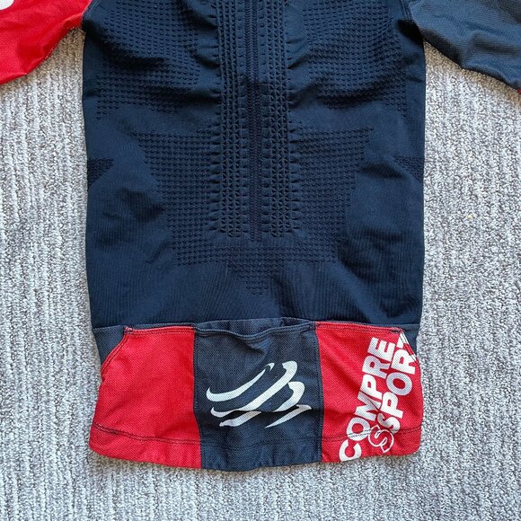 Men's XS Compressport Quarter Zip Cycling Jersey with Pockets Black Red - Picture 3 of 4
